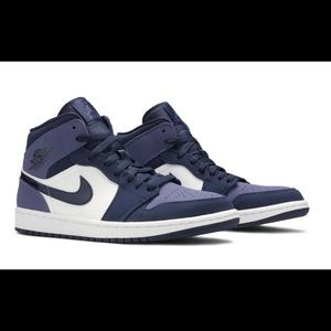 BRAND NEW IN BOX-AIR JORDAN 1 MID SNEAKERS